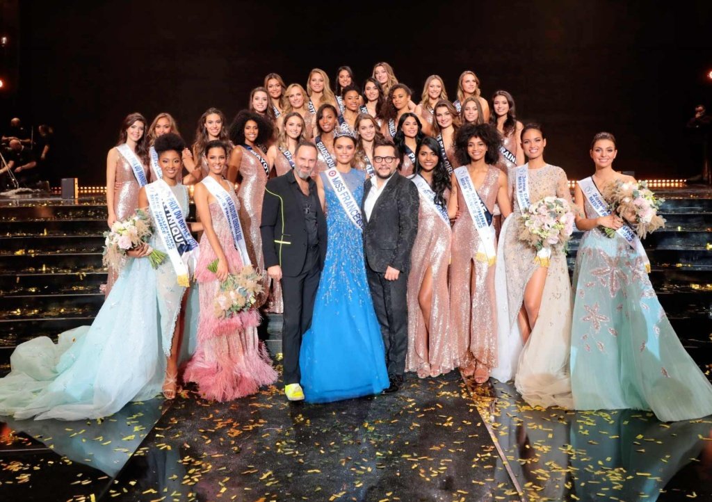 Les candidates Miss France 2022 en robes Pronuptia by Nicolas Fafiotte.